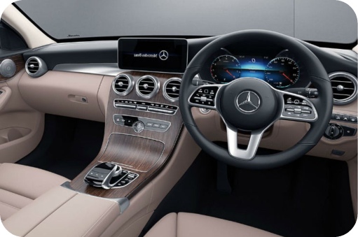 Mercedes-Benz C200 - Dashboard