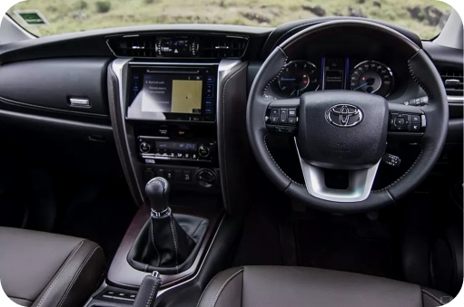 Toyota Fortuner - Dashboard